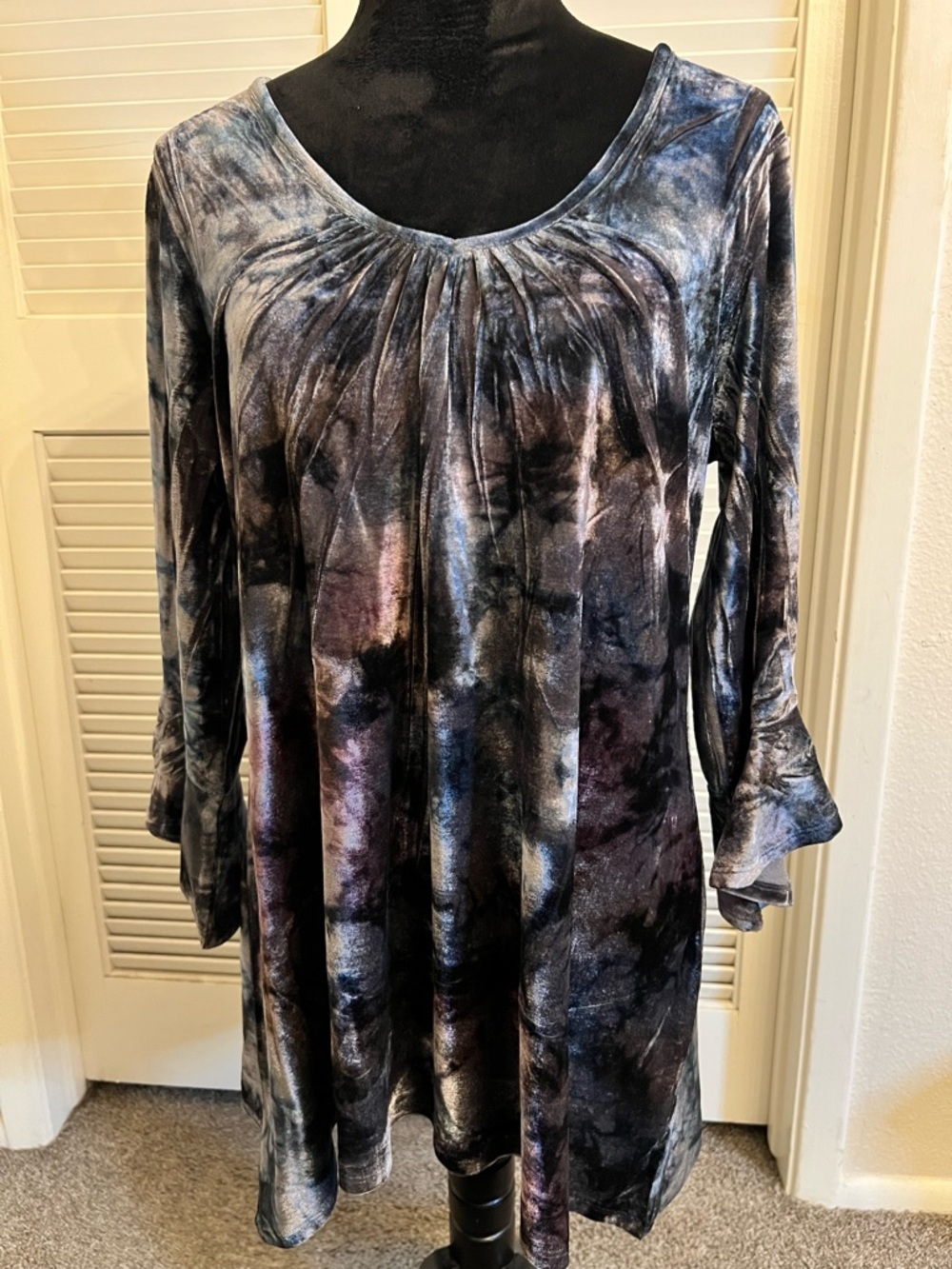 Velvet Tie-Dye Scoop Neck Tunic - Blue, Gray, Black